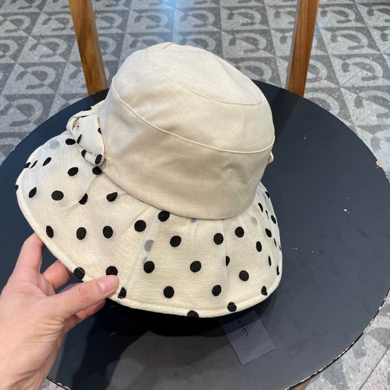 Prada hat (340)