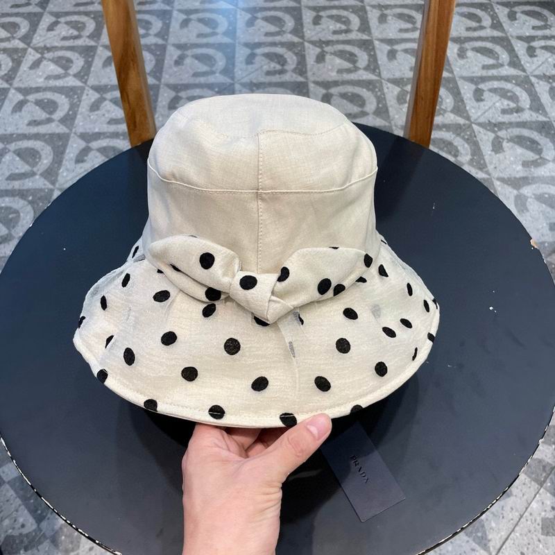 Prada hat (341)