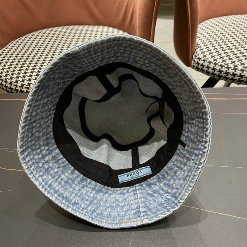 Prada hat (354)