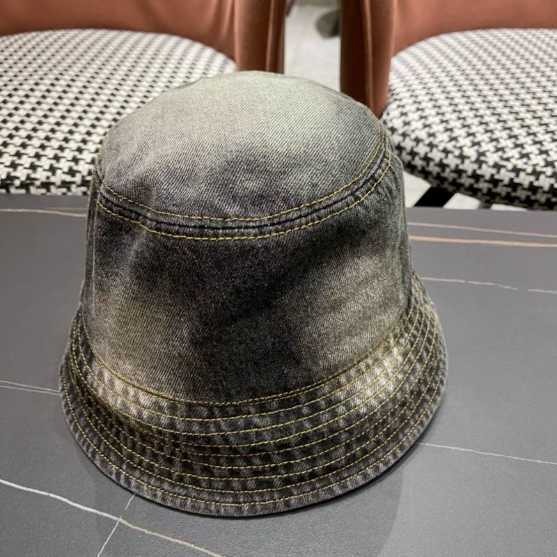 Prada hat (369)