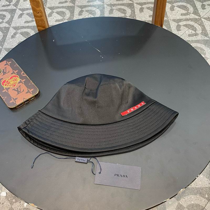 Prada hat (382)