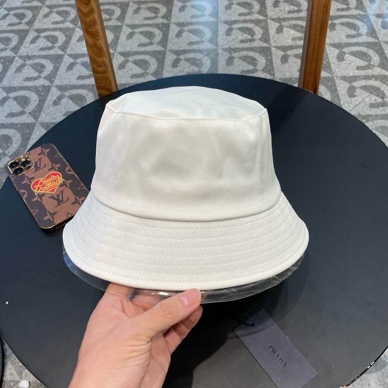 Prada hat (389)
