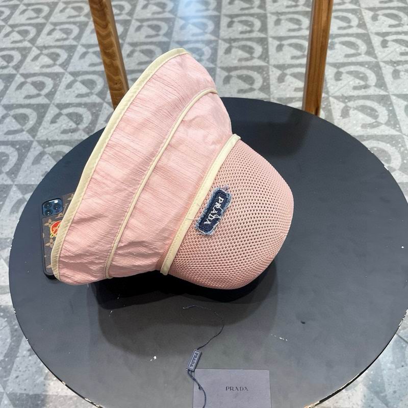 Prada hat (402)