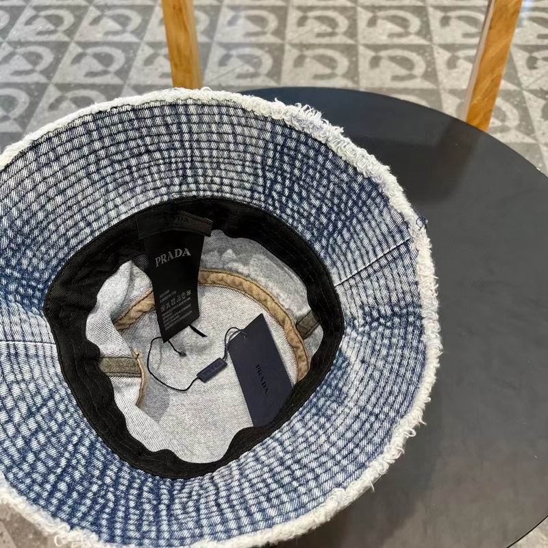 Prada hat (428)