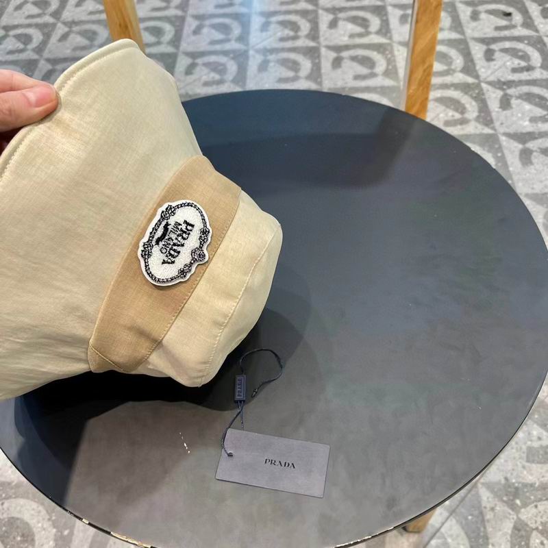 Prada hat (466)