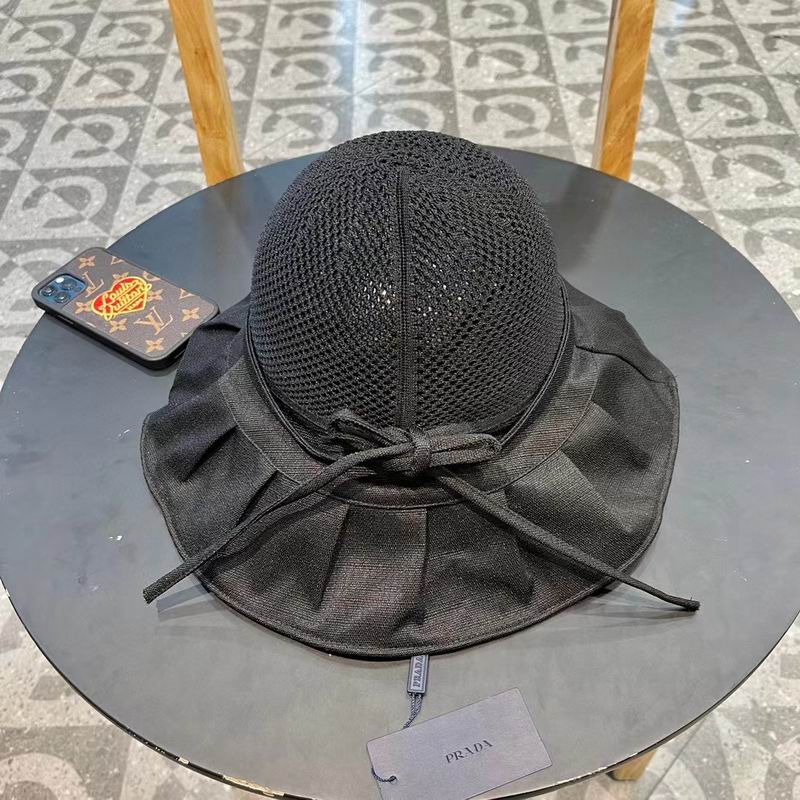 Prada hat (495)