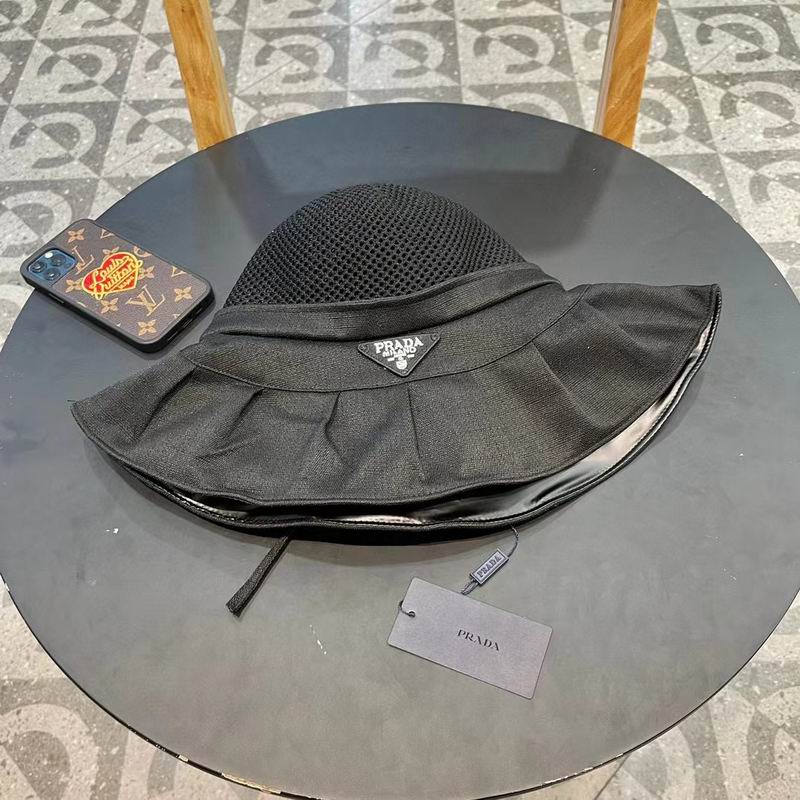 Prada hat (496)