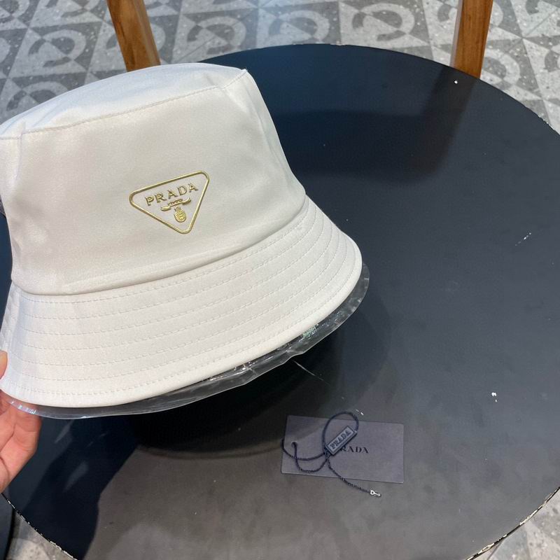 Prada hat (509)