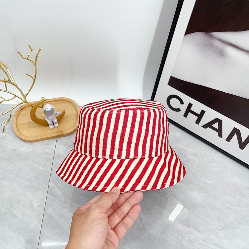 Prada hat dx (32)