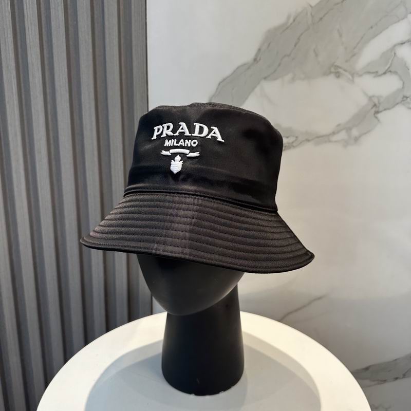 Prada hat dx (960)