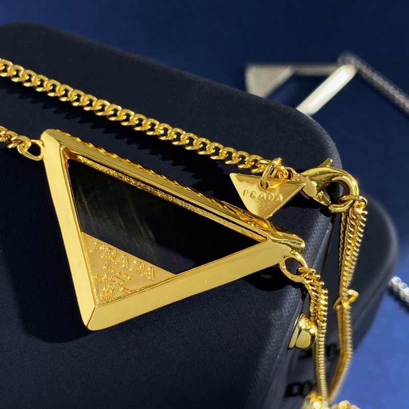 Prada necklace 05yxh02 (5)