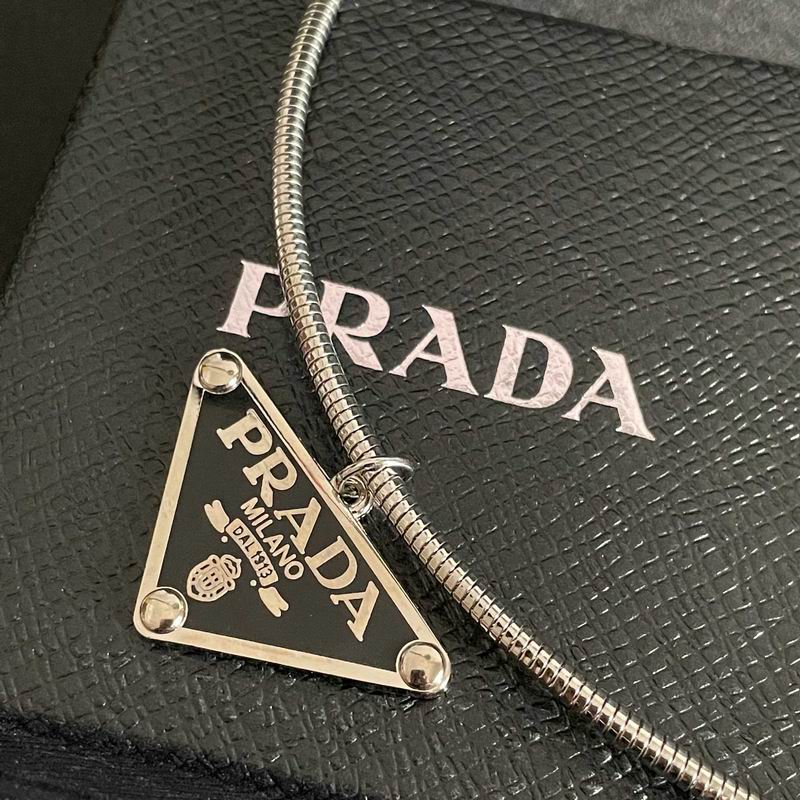 Prada necklace 07yxh01 (3)