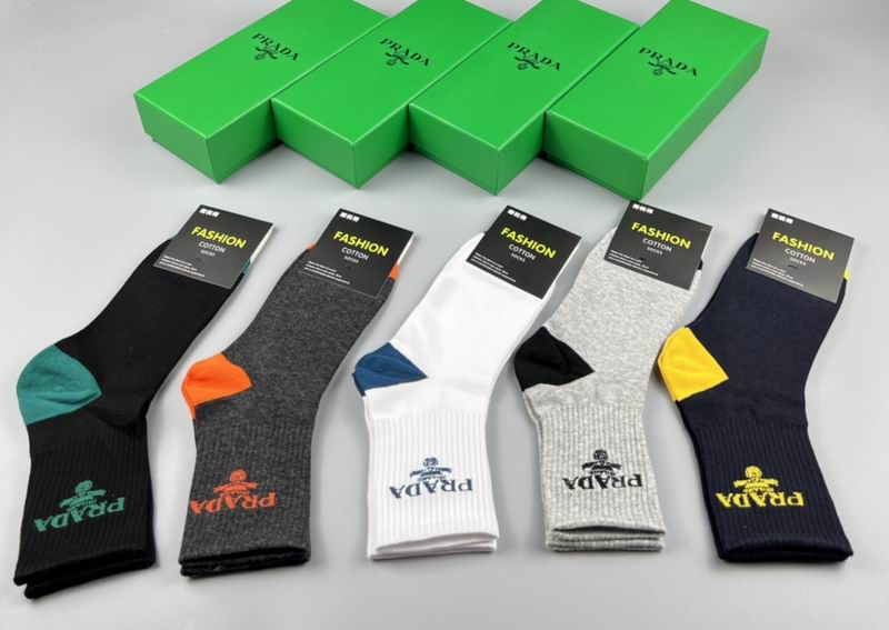 Prada socks  (2)
