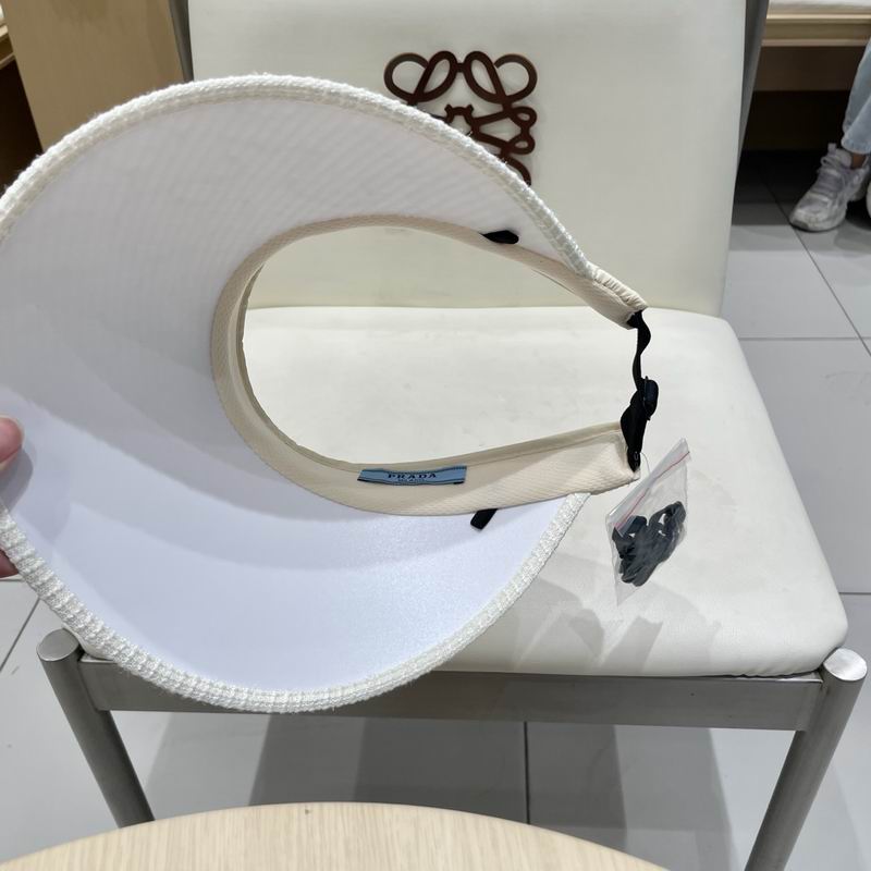 Prada visor (30)