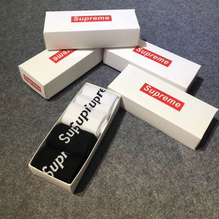 Supreme Sock  (4)