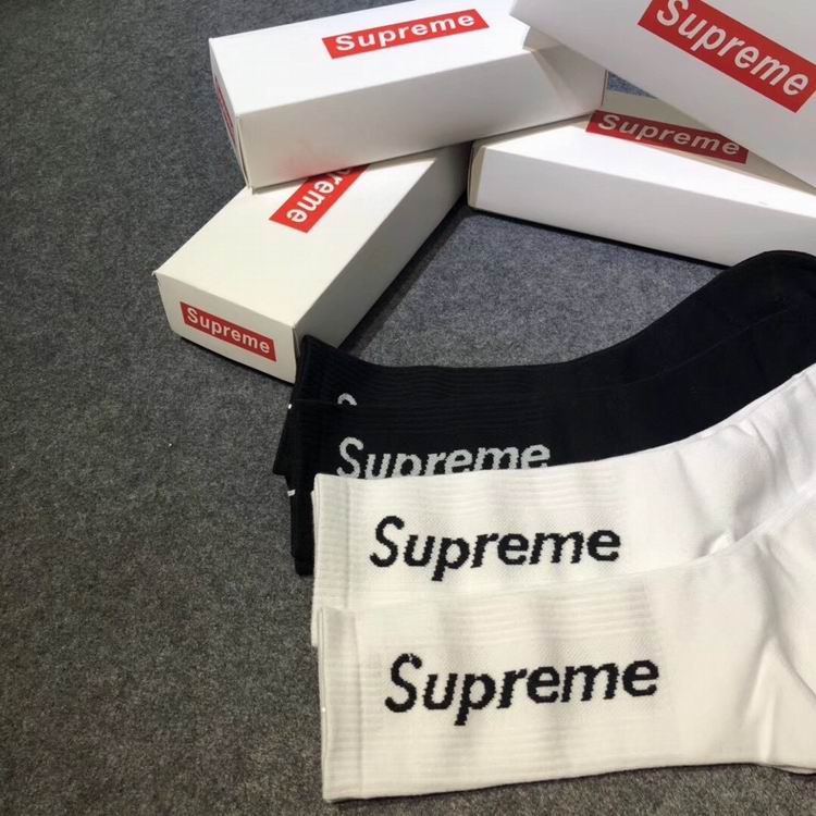 Supreme Sock  (6)