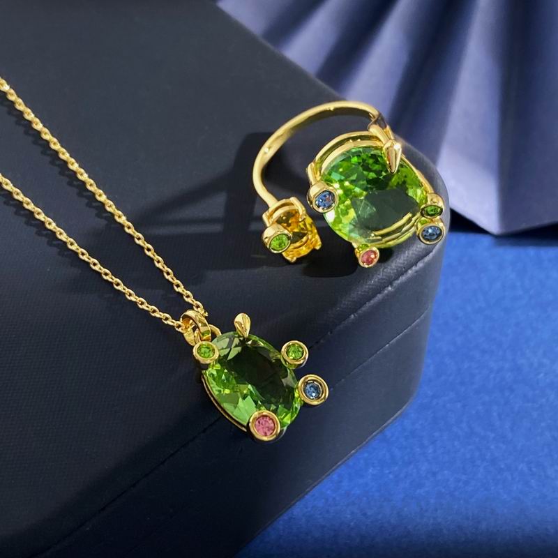 Swarovski Necklace 07yxh05 (3)