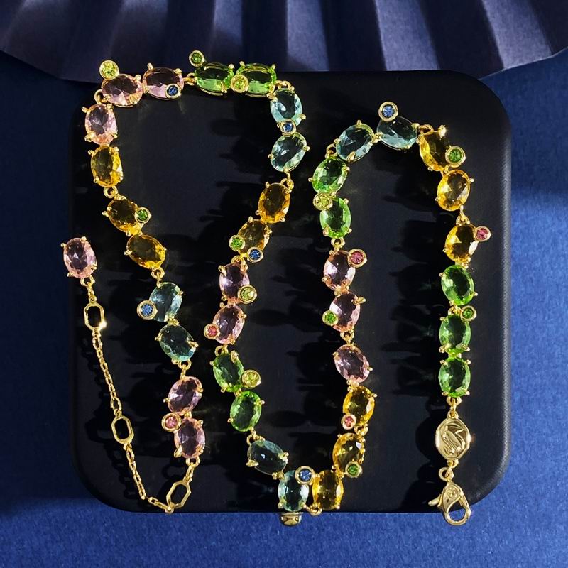 Swarovski Necklace 07yxh06 (4)