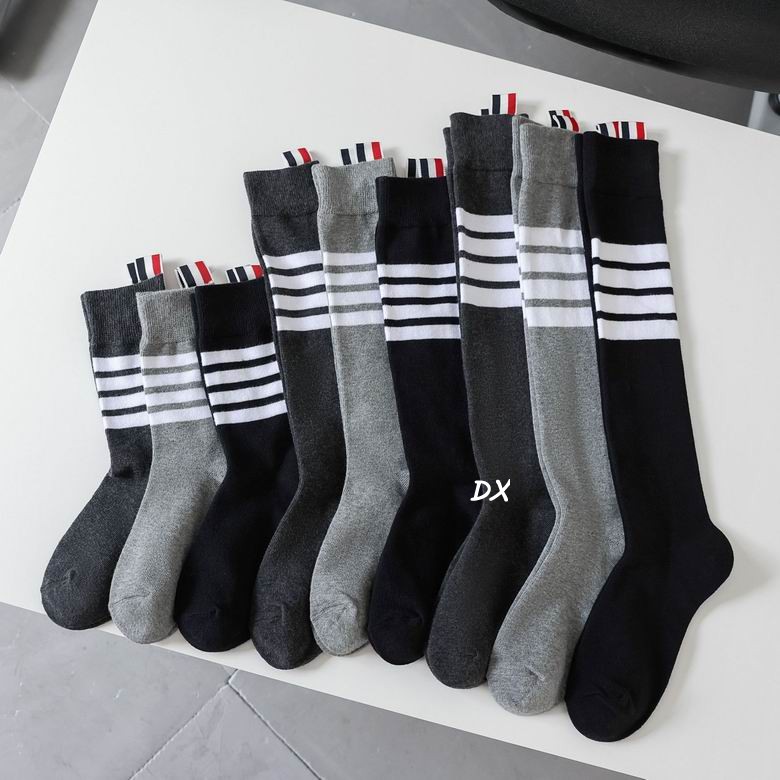 Thom Browne Socks  (8)