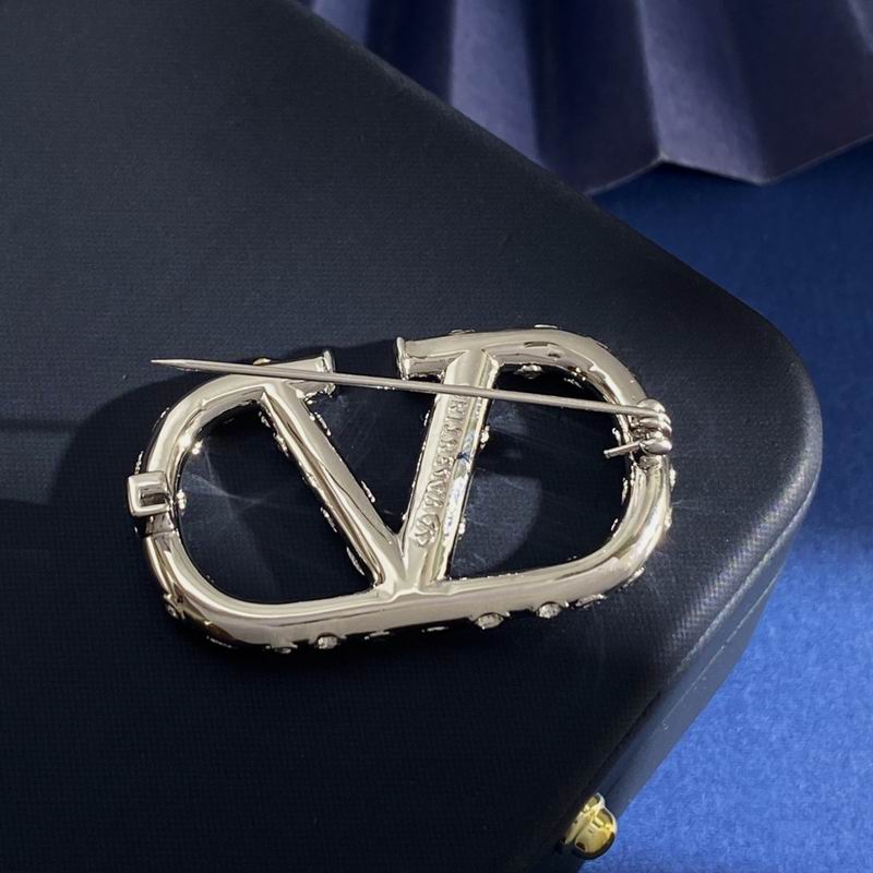 Valentino brooch 07yxh02 (2)