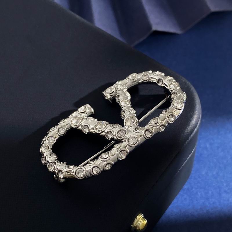 Valentino brooch 07yxh02 (3)