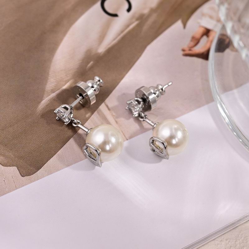 Valentino earring 05yxh04 (2)