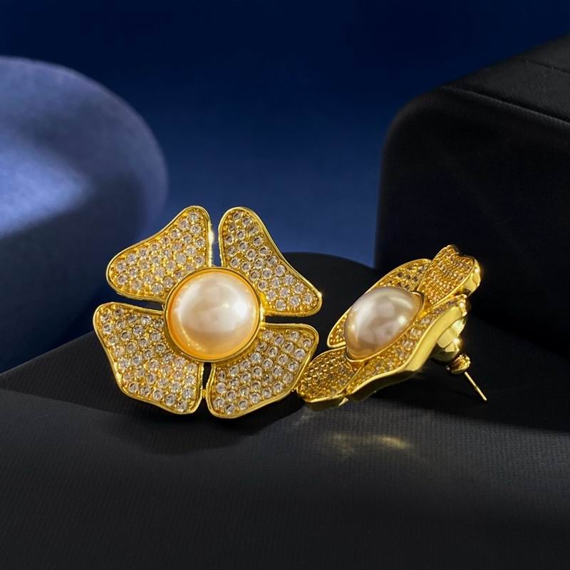 Valentino earring 07yxh04 (3)