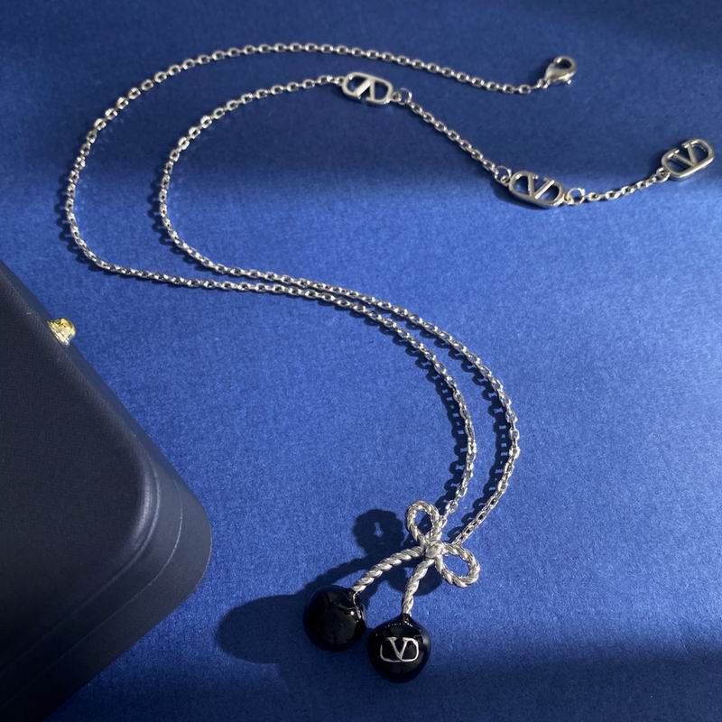Valentino necklace 05yxh05 (2)