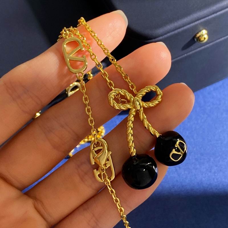 Valentino necklace 05yxh05 (7)