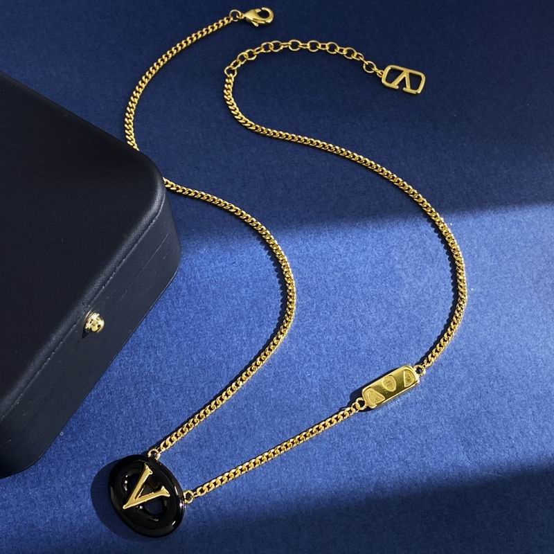 Valentino necklace 06yxh01 (2)