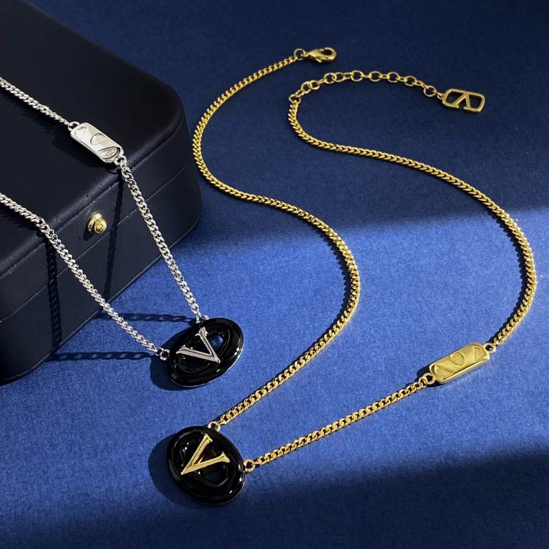 Valentino necklace 06yxh01 (9)