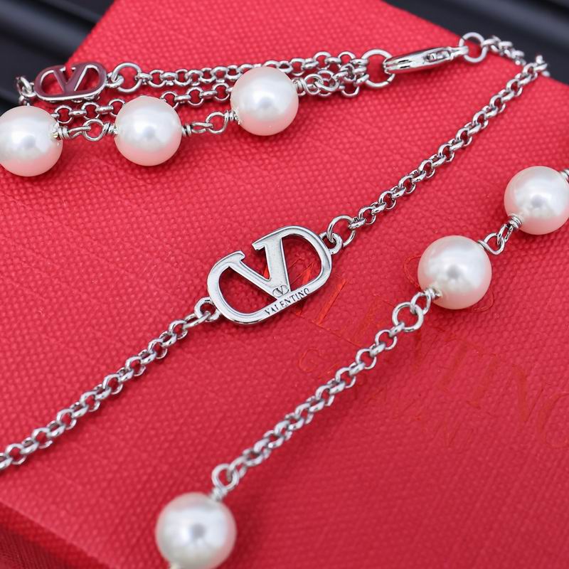 Valentino necklace 06yxh02 (6)