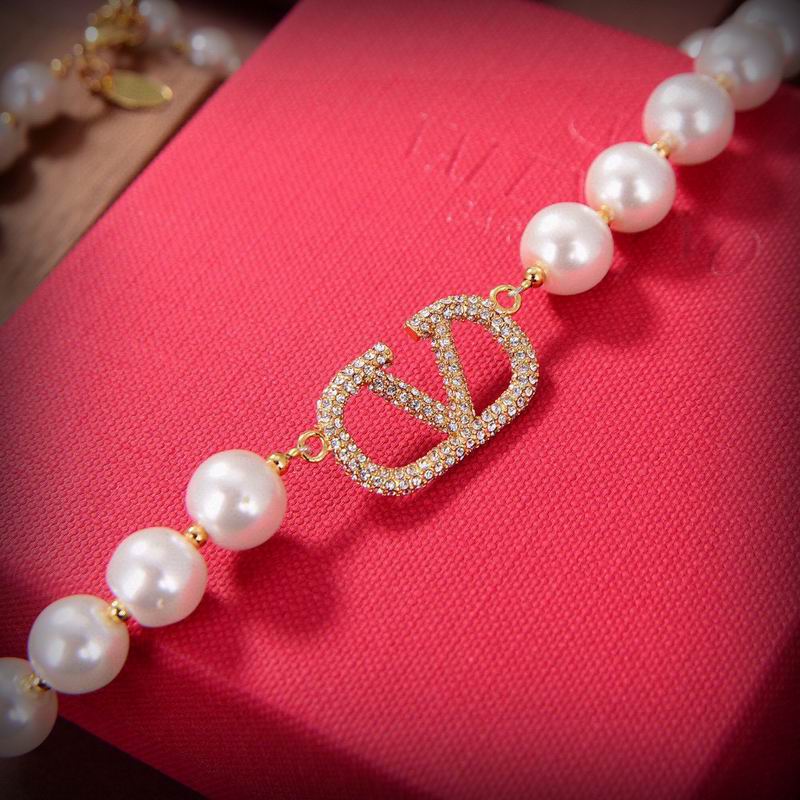 Valentino necklace 06yxh03 (3)