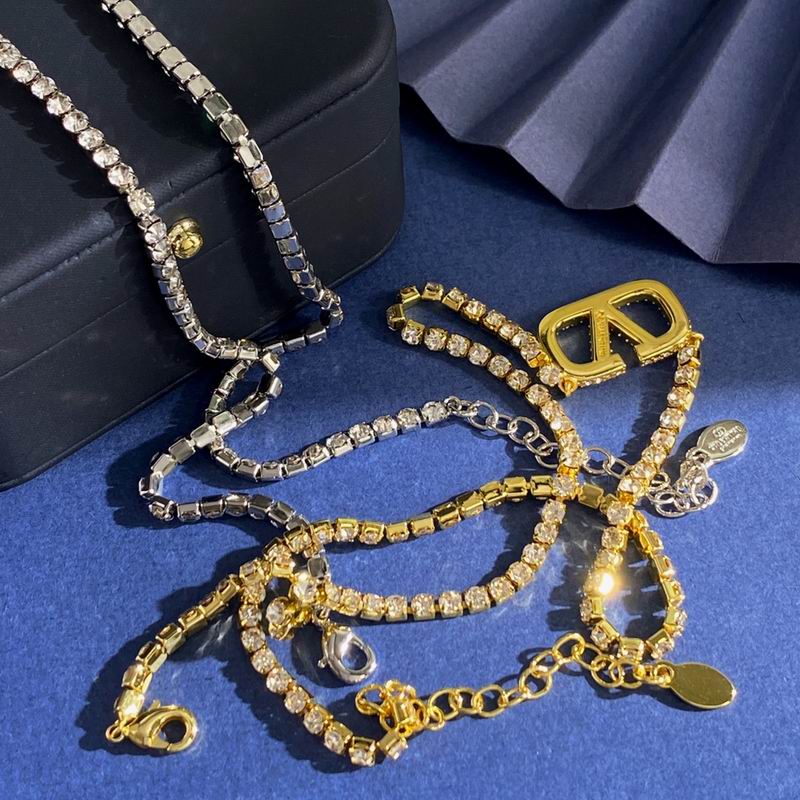 Valentino necklace 06yxh04 (5)