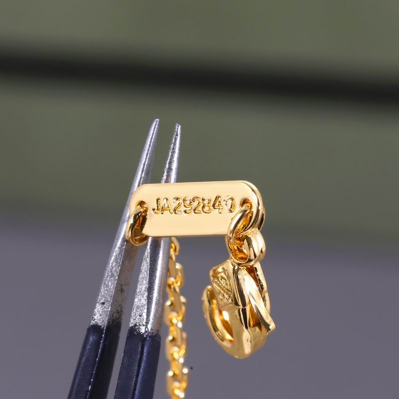 Van Cleef & Arpels bracelet 05yxh01 (7)