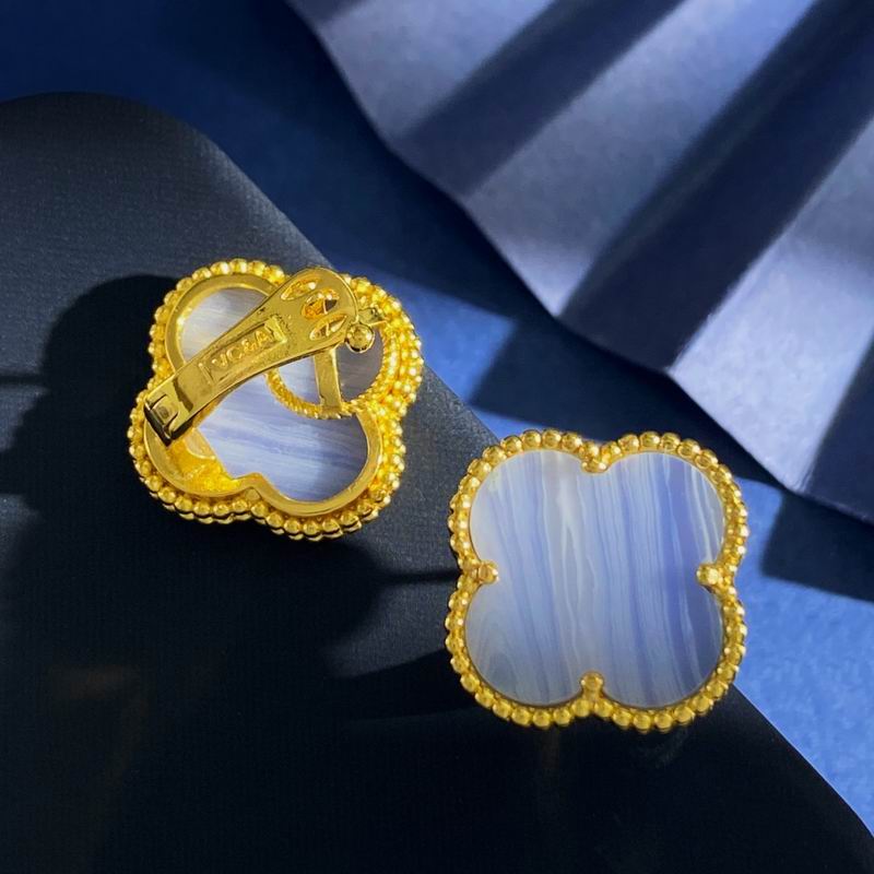 Van Cleef & Arpels earring 05yxh01 (6)