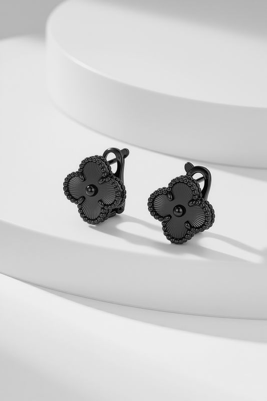 Van Cleef & Arpels earring 05yxh02 (1)