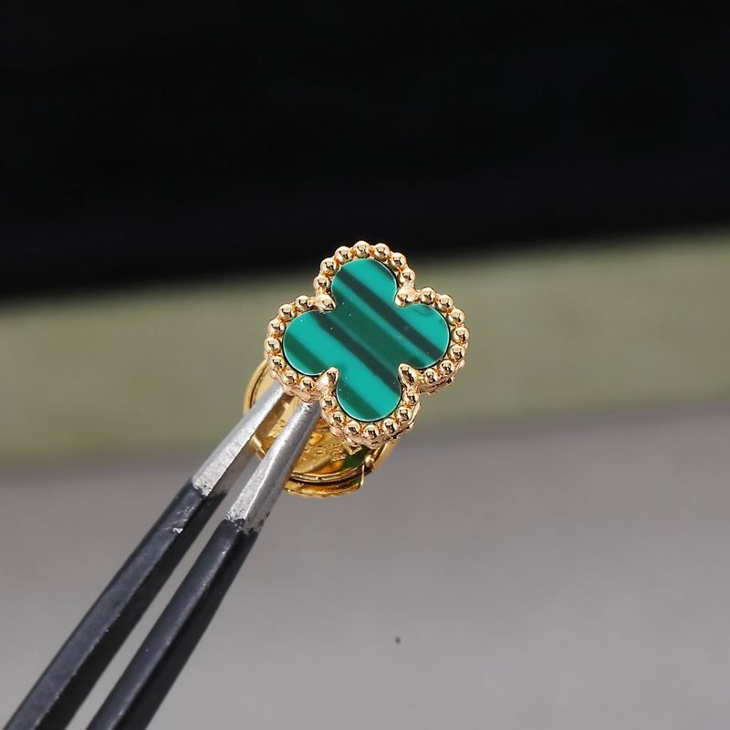 Van Cleef & Arpels earring 05yxh05 (5)