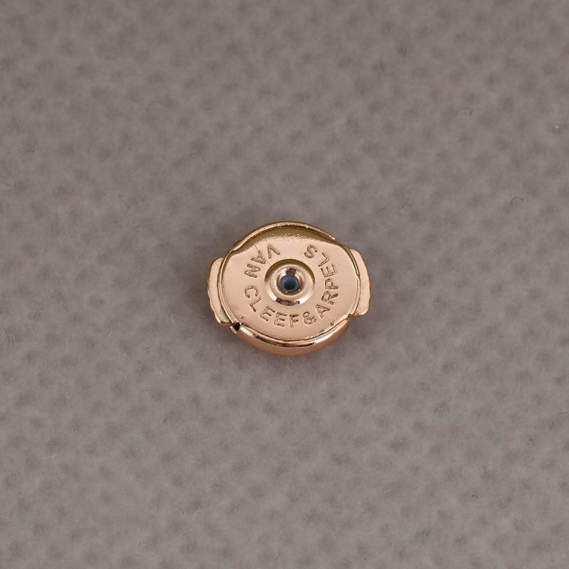 Van Cleef & Arpels earring 05yxh07 (6)