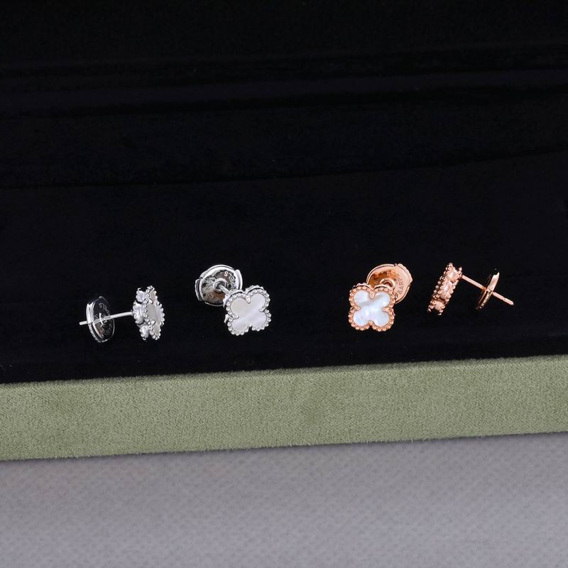 Van Cleef & Arpels earring 05yxh08 (6)