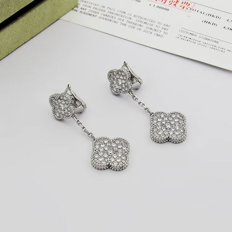 Van Cleef & Arpels earring 07yxh01 (5)
