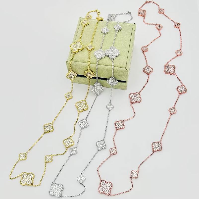 Van Cleef & Arpels necklace 04yxh01 (1)