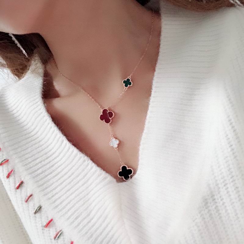 Van Cleef & Arpels necklace 06yxh05 (8)