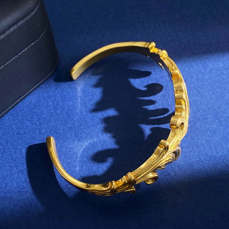 Versace bracelet 04yxh01 (2)