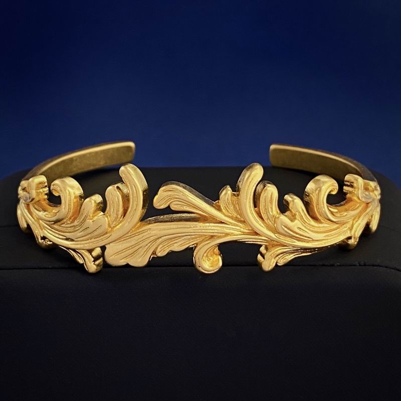 Versace bracelet 04yxh01 (3)