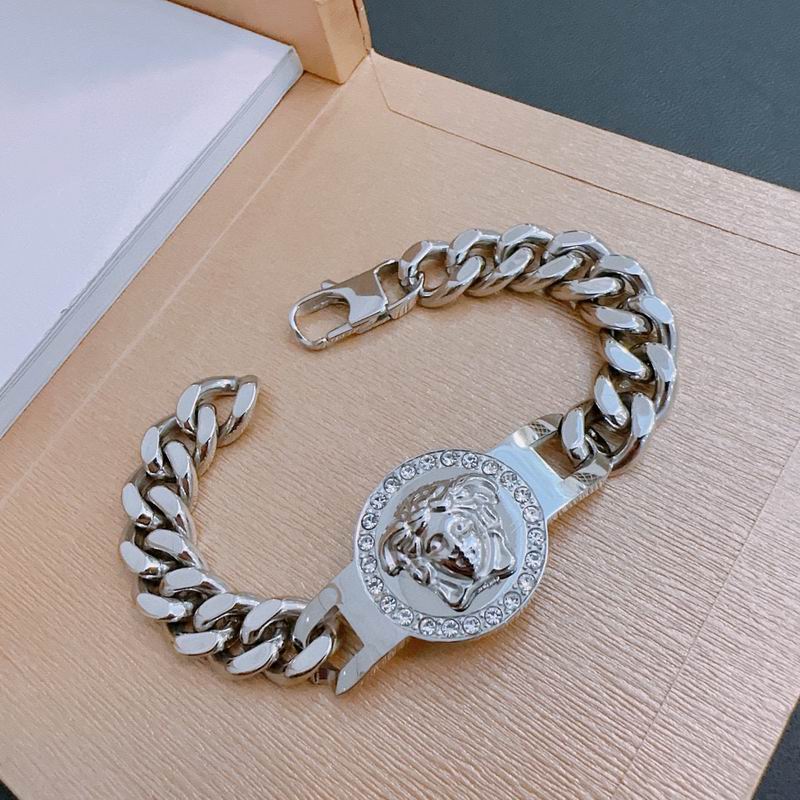 Versace bracelet 04yxh04 (7)