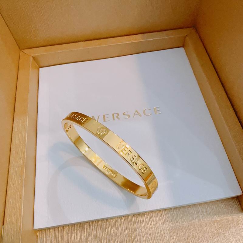 Versace bracelet 06yxh04 (3)