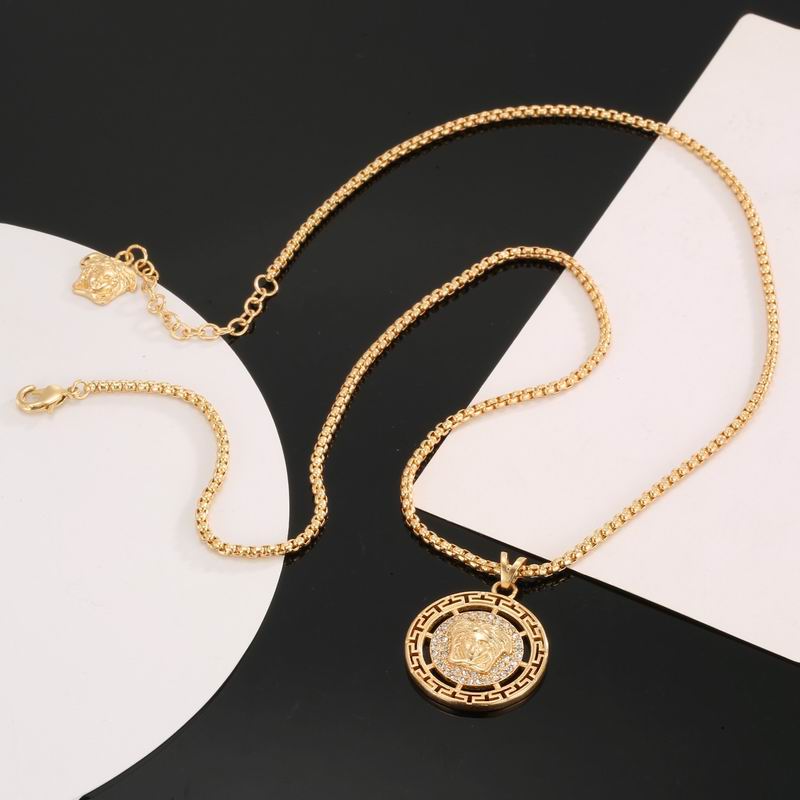 Versace necklace 05yxh03 (3)
