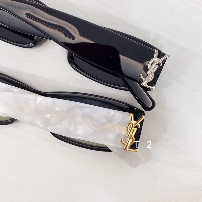 YSL M152 55 19-145 B07