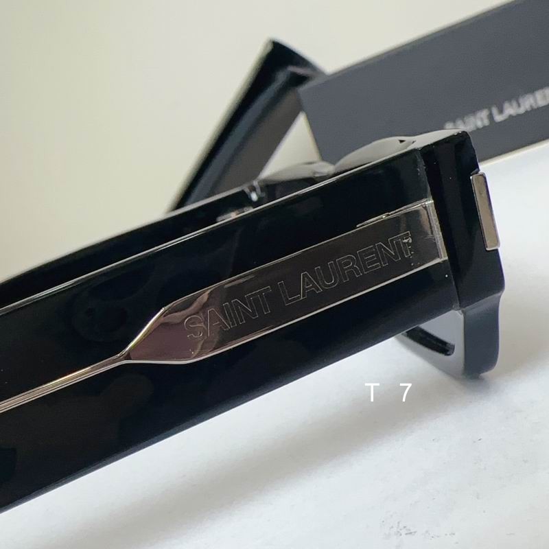 YSL SL660 54 19-145 G08